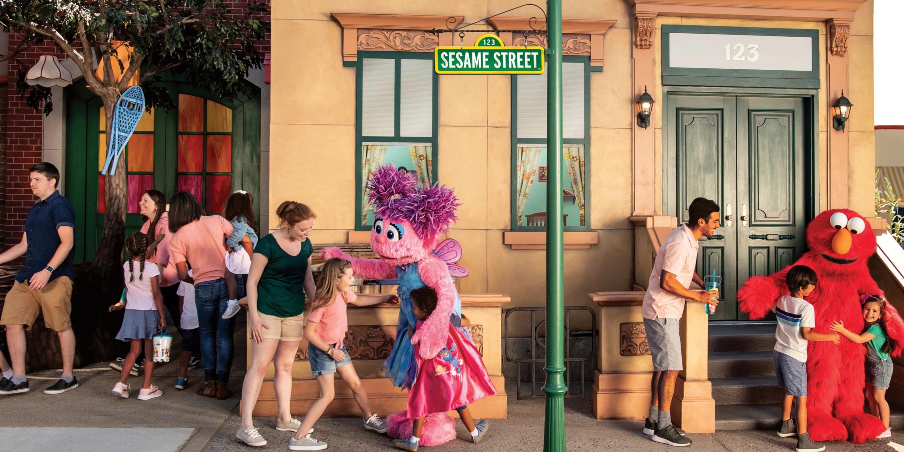 Sesame Place Neighborhood Elmo