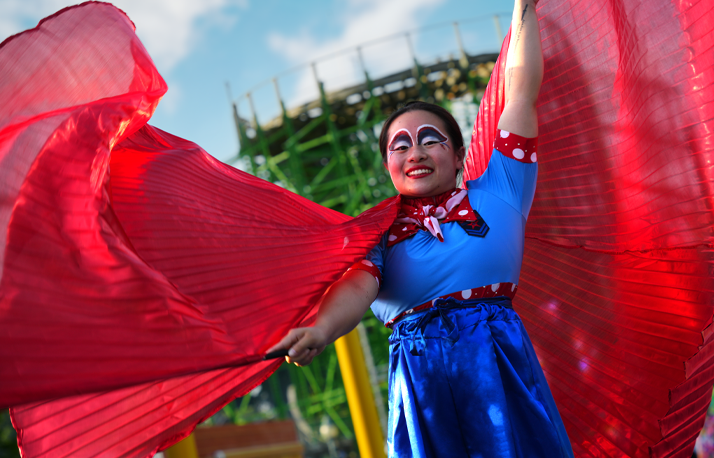 Circus Pre-Parade Performance