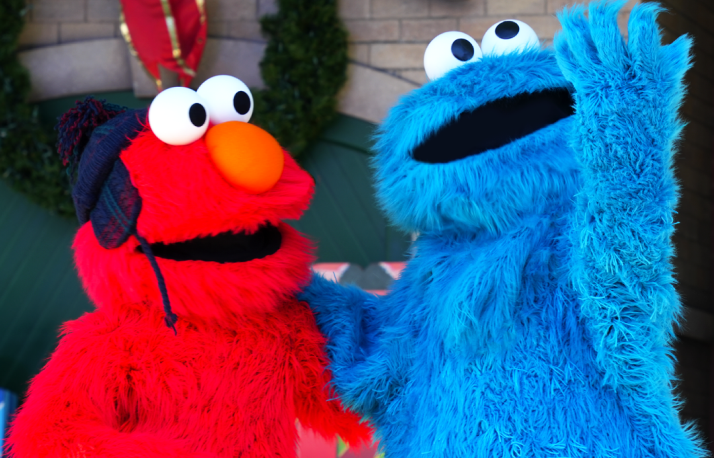 Elmo and Cookie at a show.