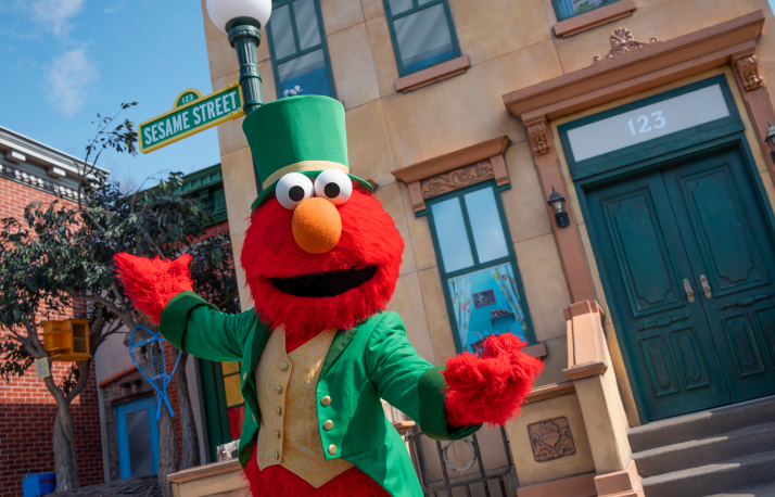 Elmo in St. Patrick's Day outfit