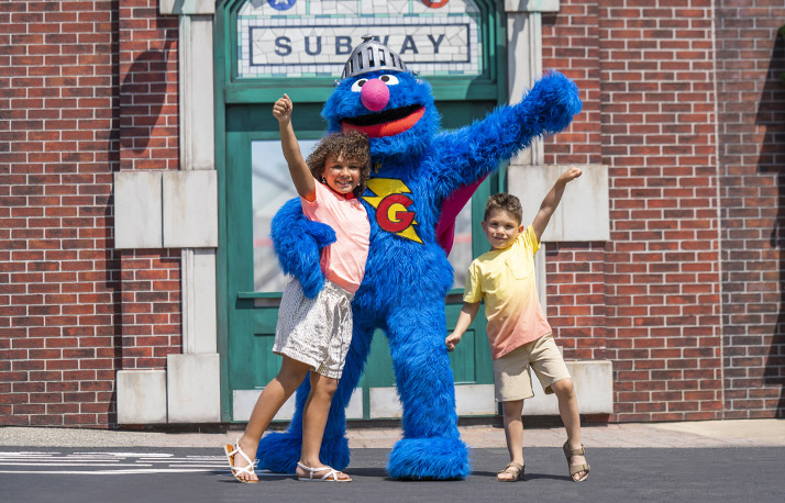 Grover Super Hero Picture.