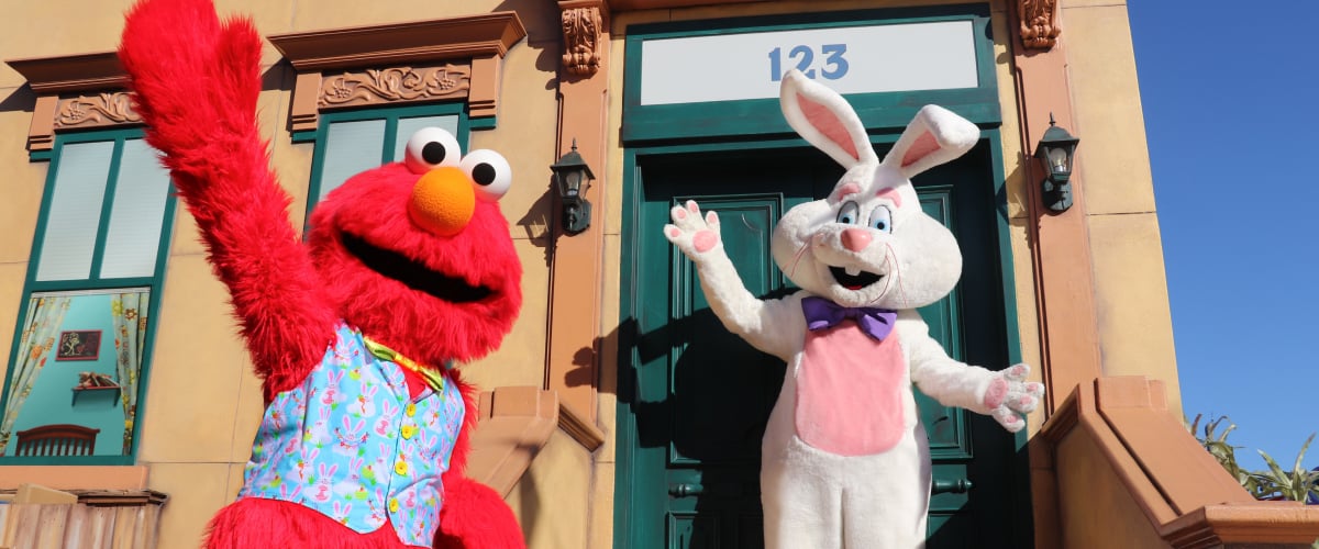 Elmo and the Easter Bunny