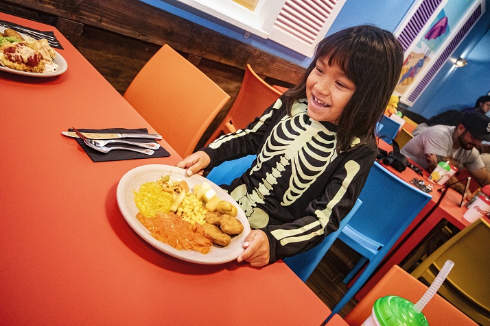 Girl Skeleton Dine