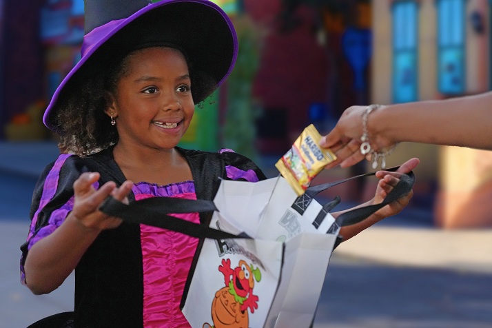 Trick or Treating at Sesame Place