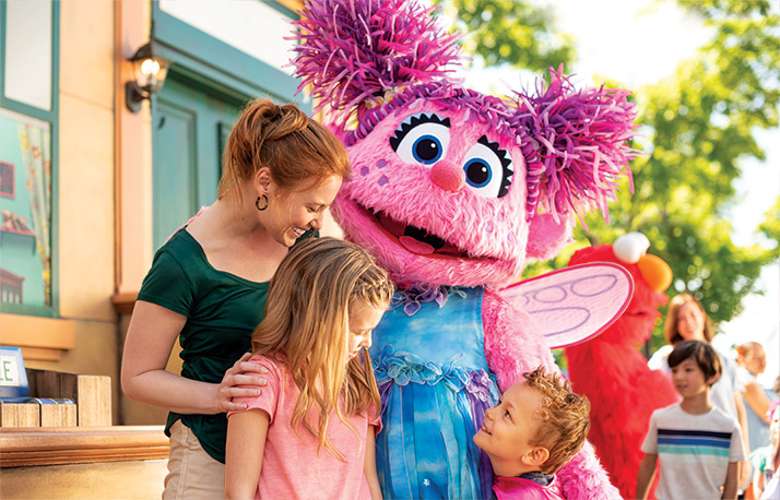 Mother's Day Celebration | Elmo's Springtacular | Sesame Place